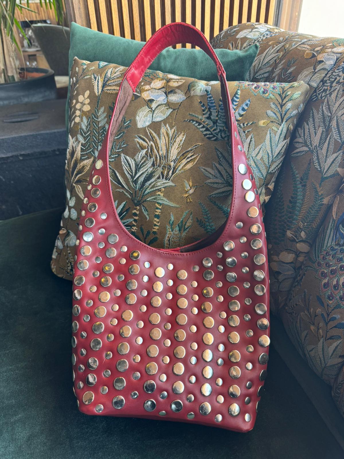 IONA Cuir - Le sac signature audacieux