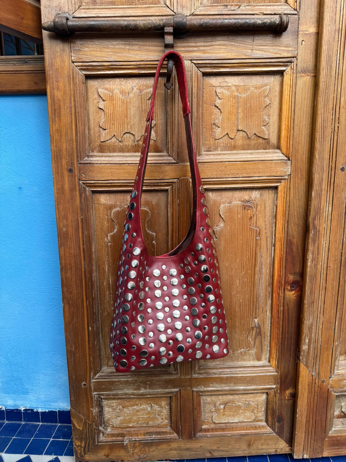 IONA Cuir - Le sac signature audacieux